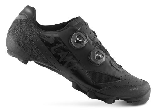 A7666 Tretry LAKE MX238 Carbon cerna